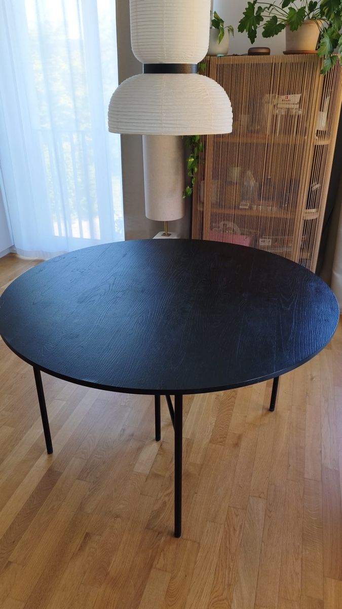 Ferm living Tavoli: Ferm Living Schwarz Mingle Esstisch 130 cm – Usato da Mellingen venduto da JoanOs 2