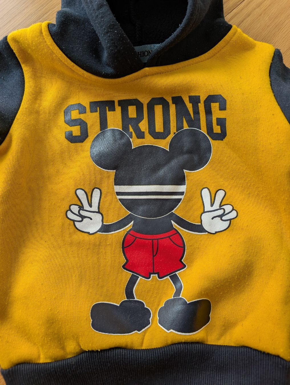 Maglioni & Felpe: Mickey Mouse Hoodie Gr. 86 🐭 Pullover Pulli – Usato da Basel venduto da an_v7yj 1