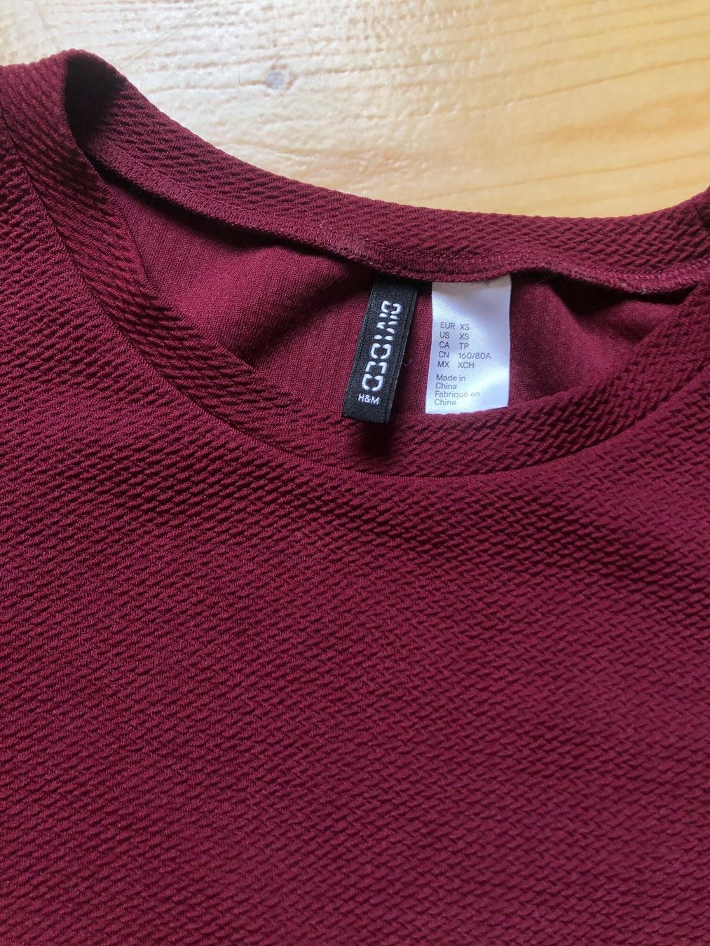 H&M Top: Top bordeaux H&M – Usato da Bulle venduto da sop_ct6x 2