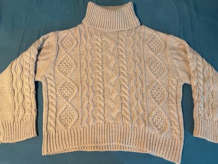 Damen Strickpullover Zopfmuster beige Rollkragen