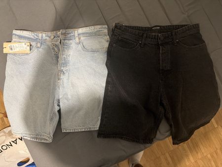 Jack and jones short Light blue and black (with tags)