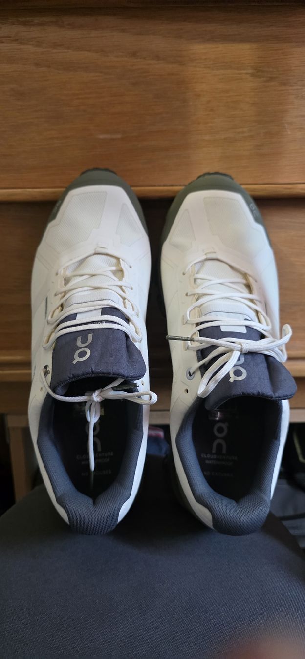 Herrenschuhe: On Cloud cloud venture waterproof no excuses – Neu (gemäss Beschreibung) aus Chur von ACE18 1
