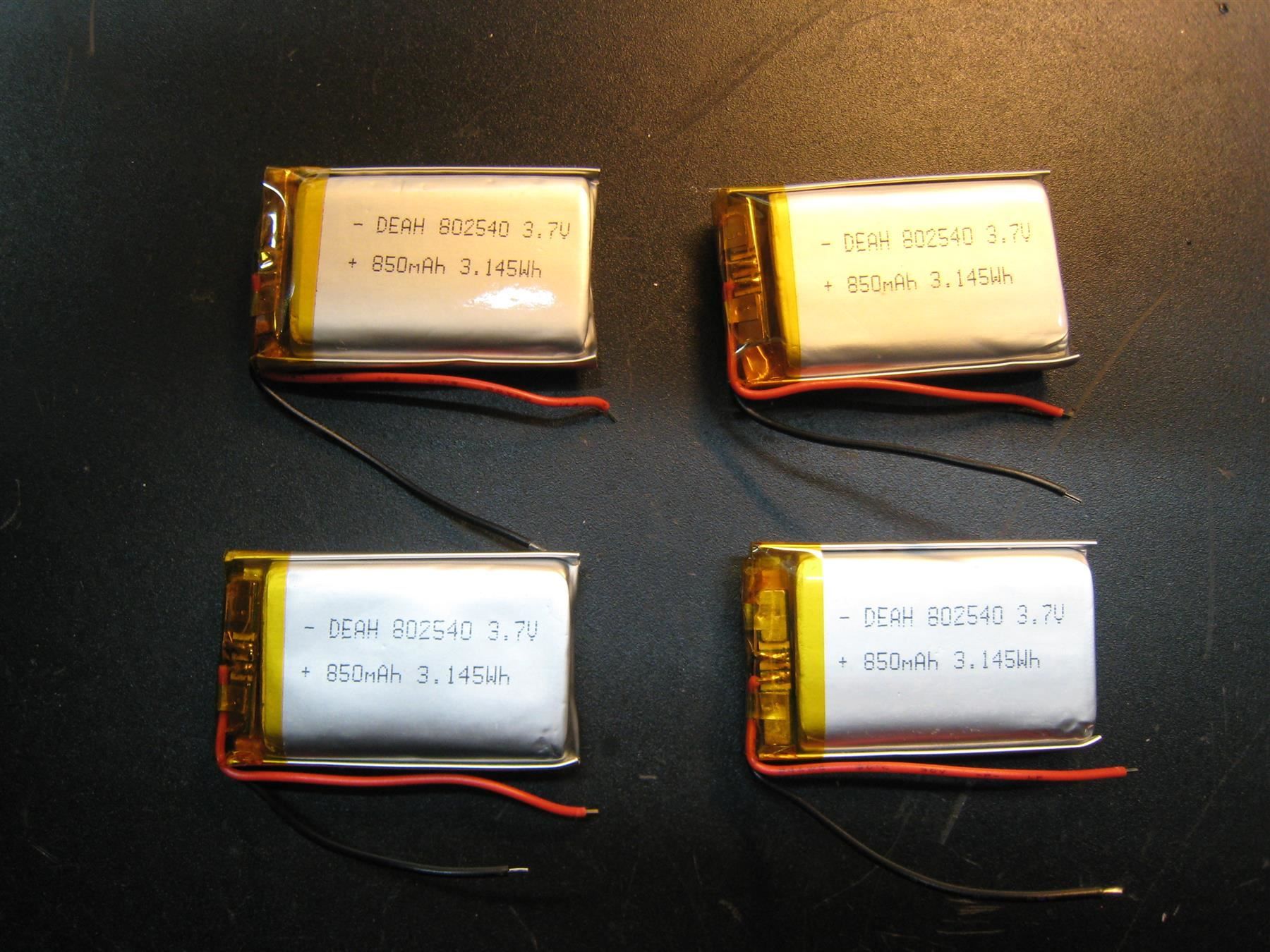 Ladegeräte: ***** 3.7V 850 mAh - Lipo cells 802540 – Neu und originalverpackt aus Villaz-St-Pierre von Ubid 1