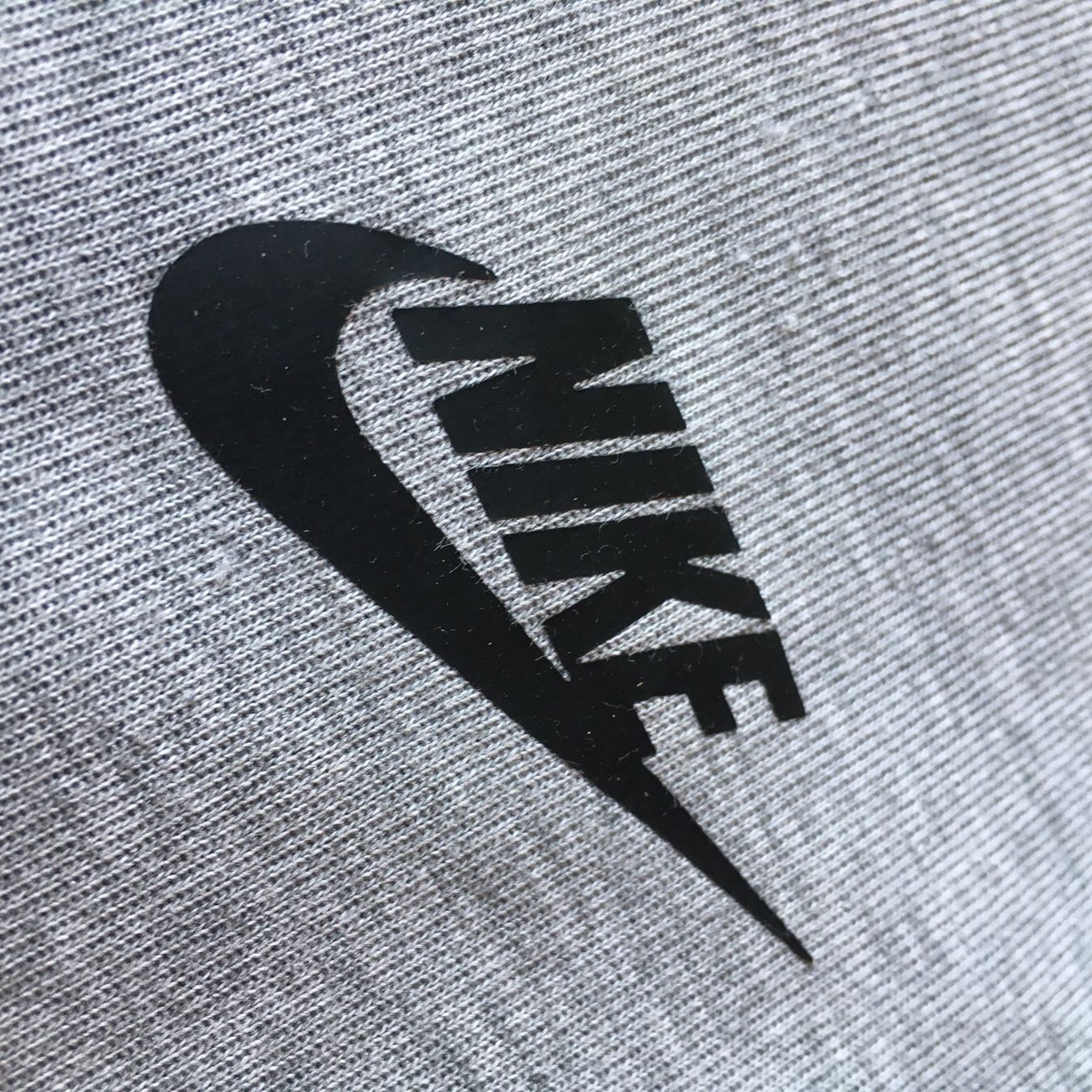 Nike Pantaloni: Jogging Nike Grey Men M – Usato da Genève venduto da ang_7j7j 1