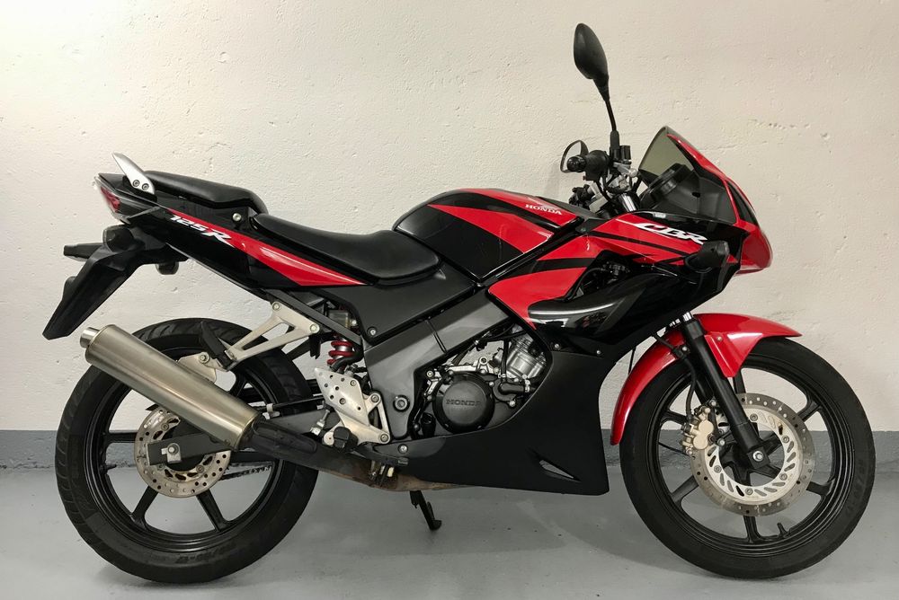 honda-cbr-125-r-kaufen-auf-ricardo