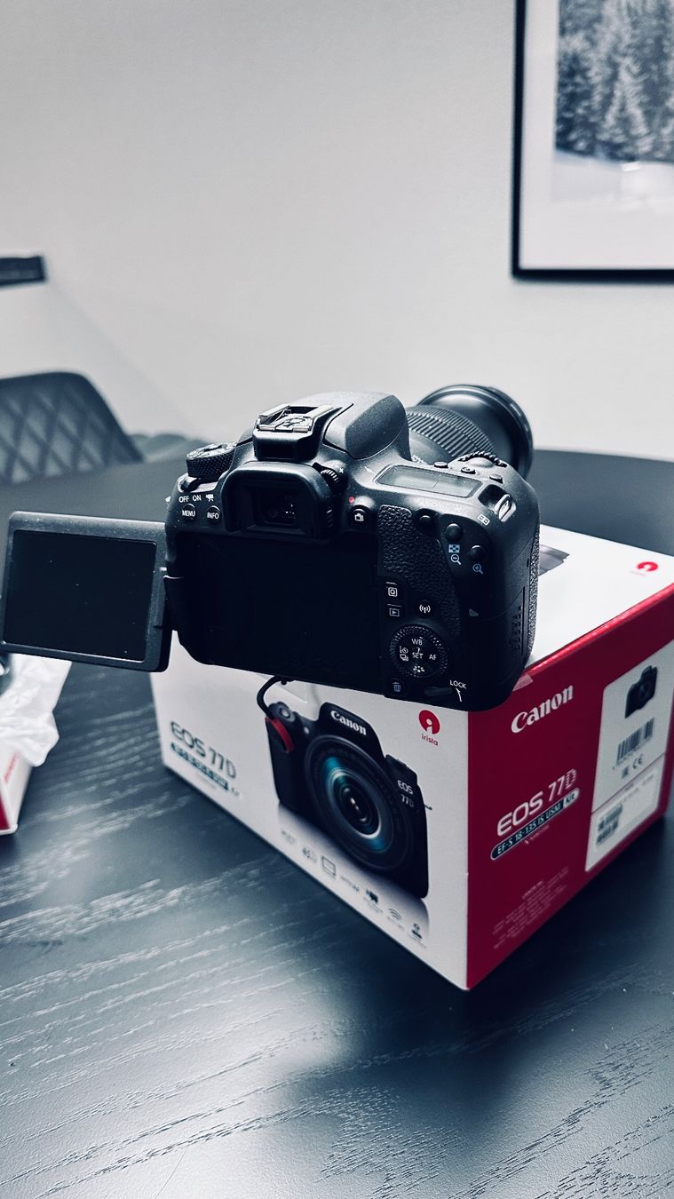 Canon Fotocamera: Canon EOS 77D + 18-135mm IS STM – Usato da Lengnau BE venduto da Dali. 9