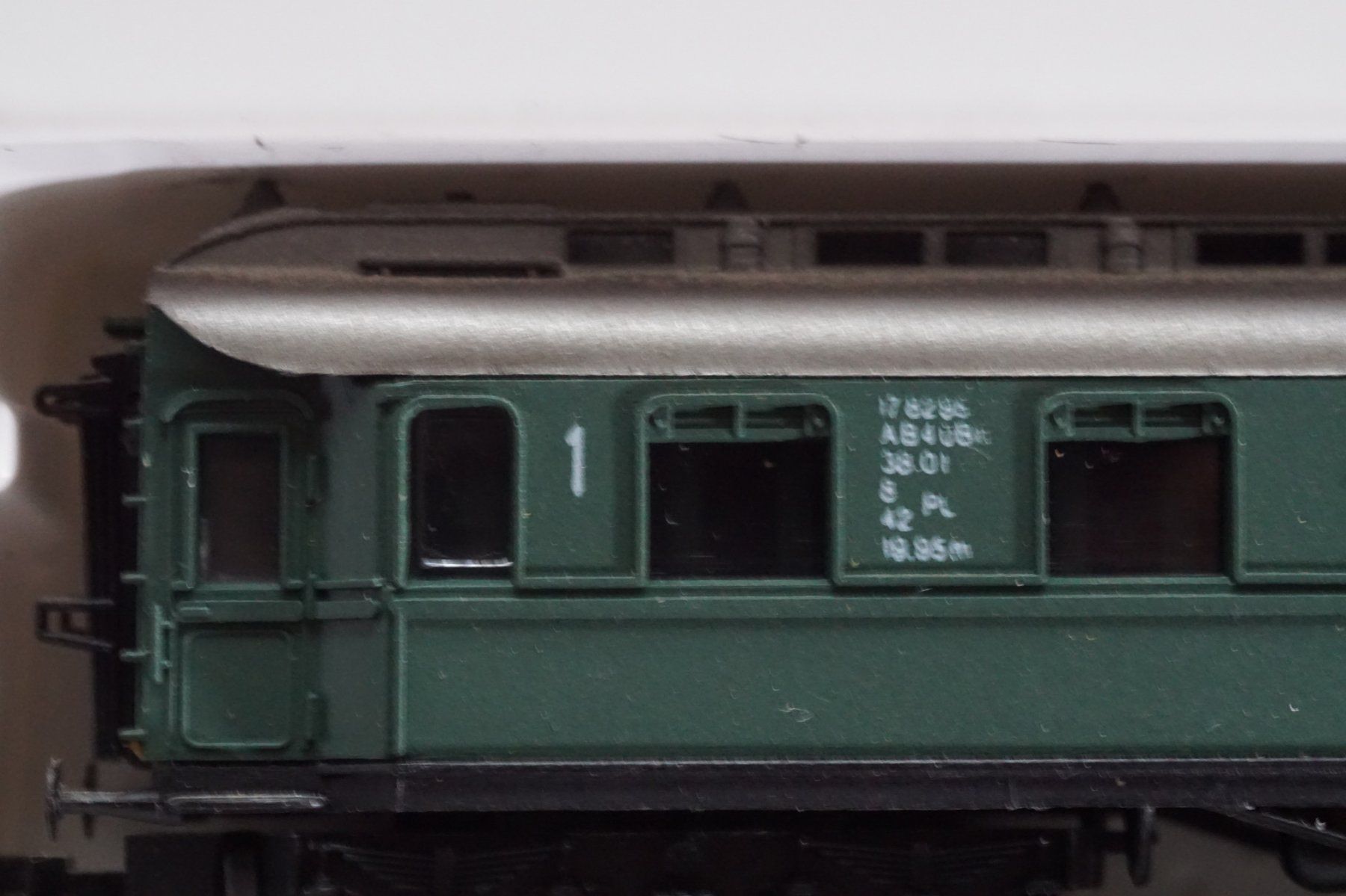 Arnold Modellini di ferrovie: ARNOLD 4 alte Personen-/Güterwagen – Usato da Gränichen venduto da iknow 7