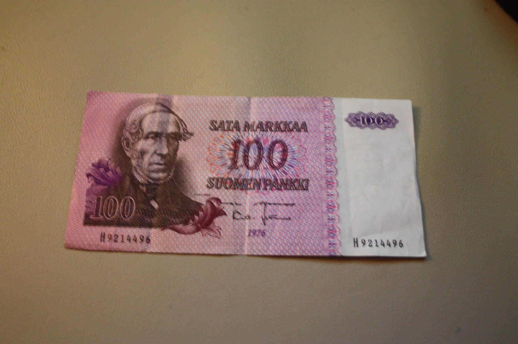 Banknoten: Note Finnland 100 Suomen Pankki 1976 – Gebraucht aus Flüelen von Alt-und-Neu 1