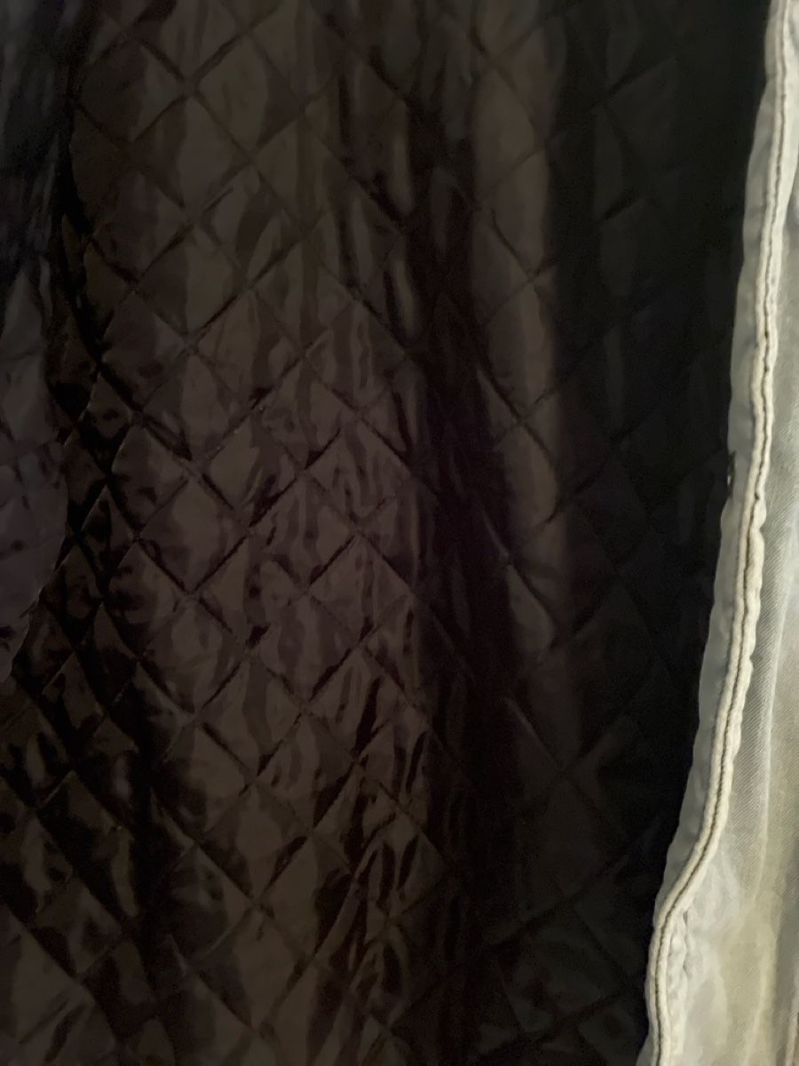 Giacche: Veste en jean doublée bleu clair  – Usato da Villars-sur-Glâne venduto da Raemy_and_Co 2