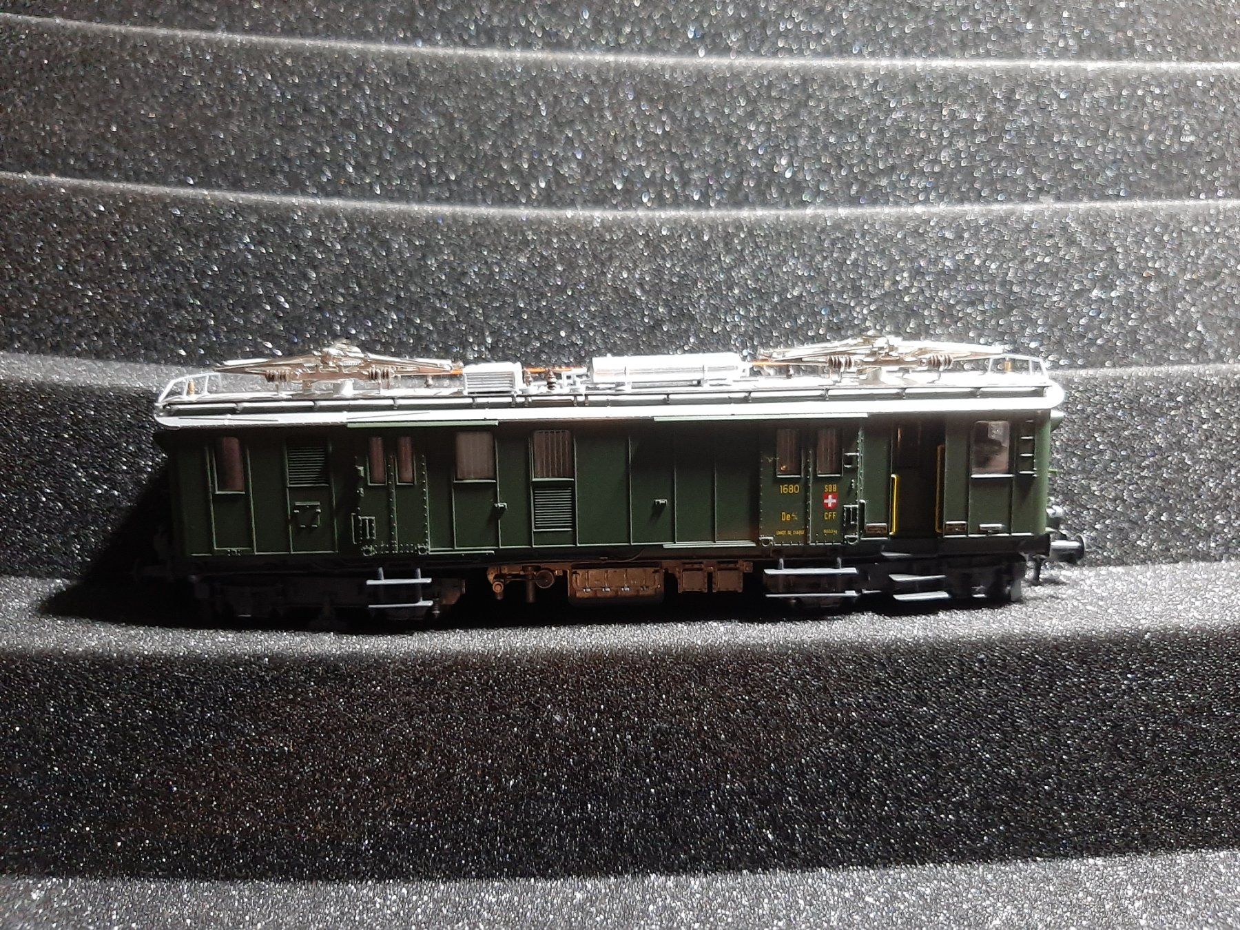 Roco Modellini di ferrovie: ROCO De 4/4 1680 REF.5 – Usato da Avully venduto da RIVALIS 1