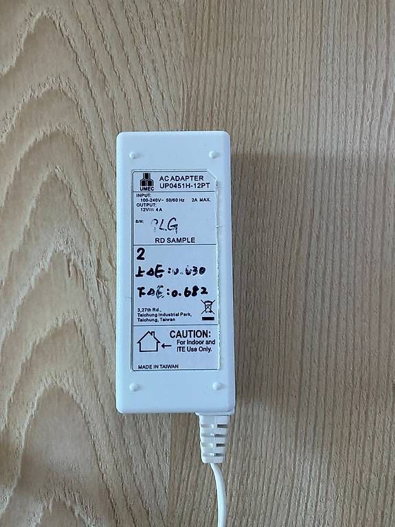 Laufwerke & Adapter: Stromadapter – Gebraucht aus Flawil von oie123b 1