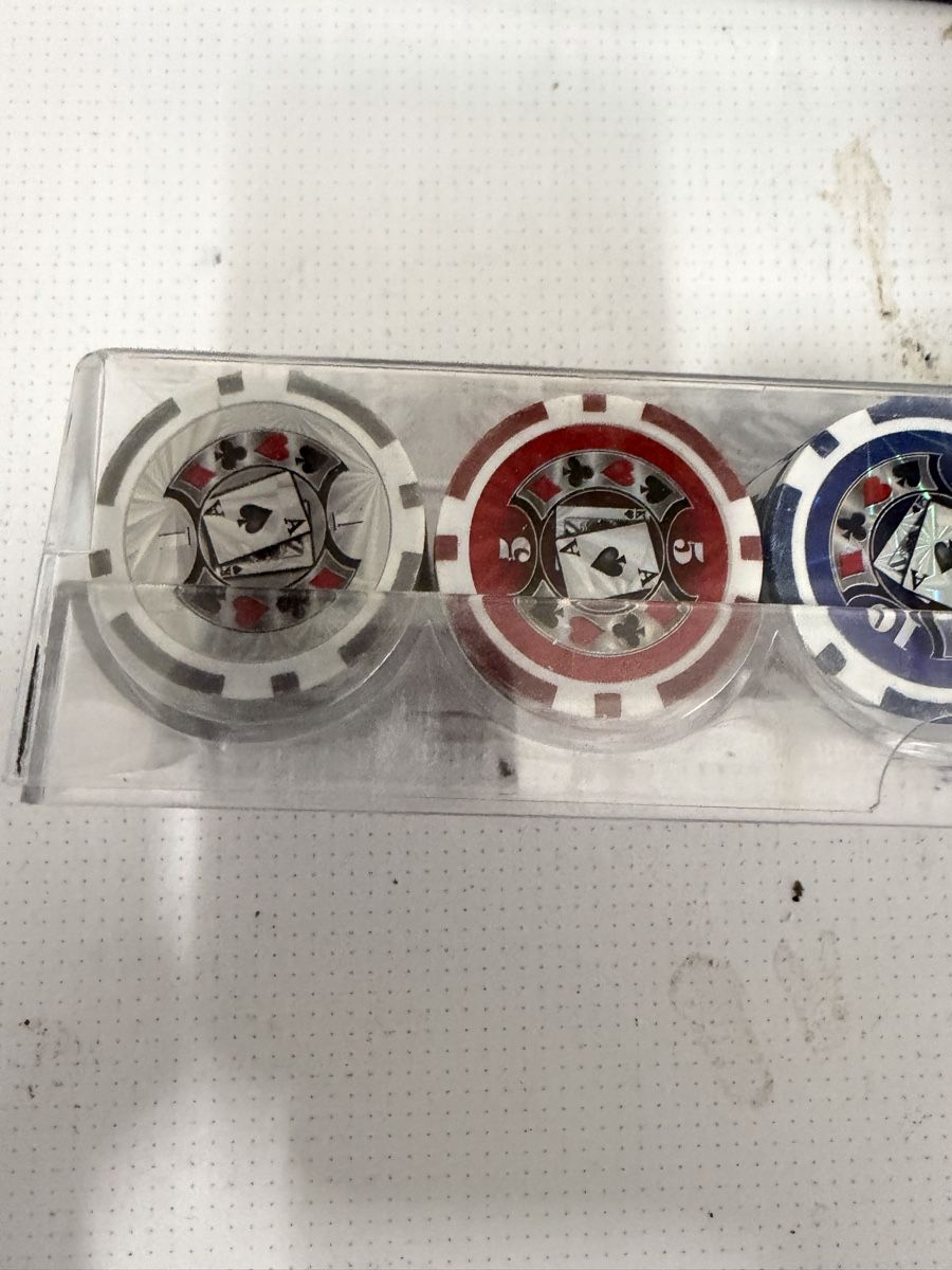 Giochi: Poker Chips Neu und ovp – Nuovo e nell'imballaggio originale da Wettingen venduto da NickInc 1