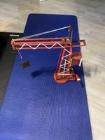 Metallkran Spielzeug alt mit Gewicht mit Griff zu drehen