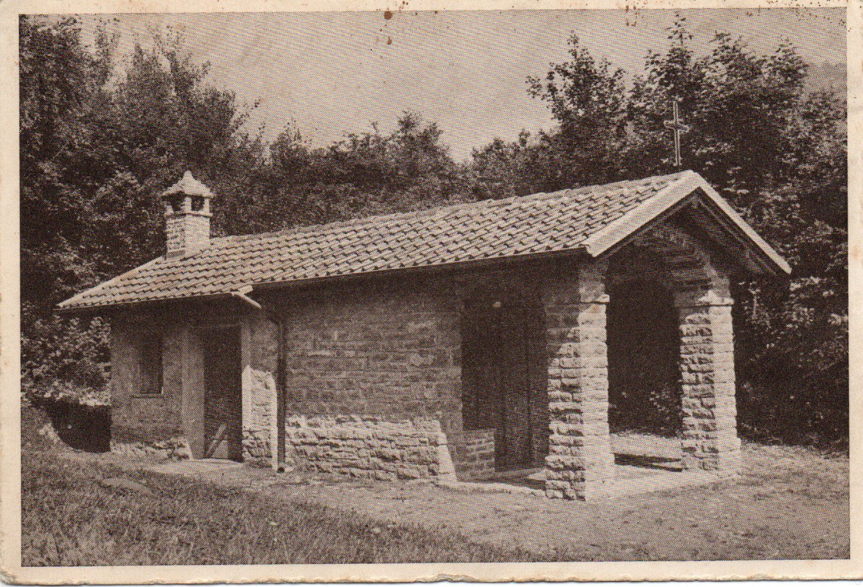 Cartoline postali: Meride - Cappella Sant'Uberto e rifugio S.Giorgio – Nuovo (secondo la descrizione) da Melano venduto da pisonsdro