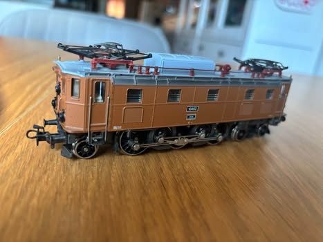 Märklin Modellini di ferrovie: Locomotive Märklin  – Usato da Orbe venduto da car_8grw 4