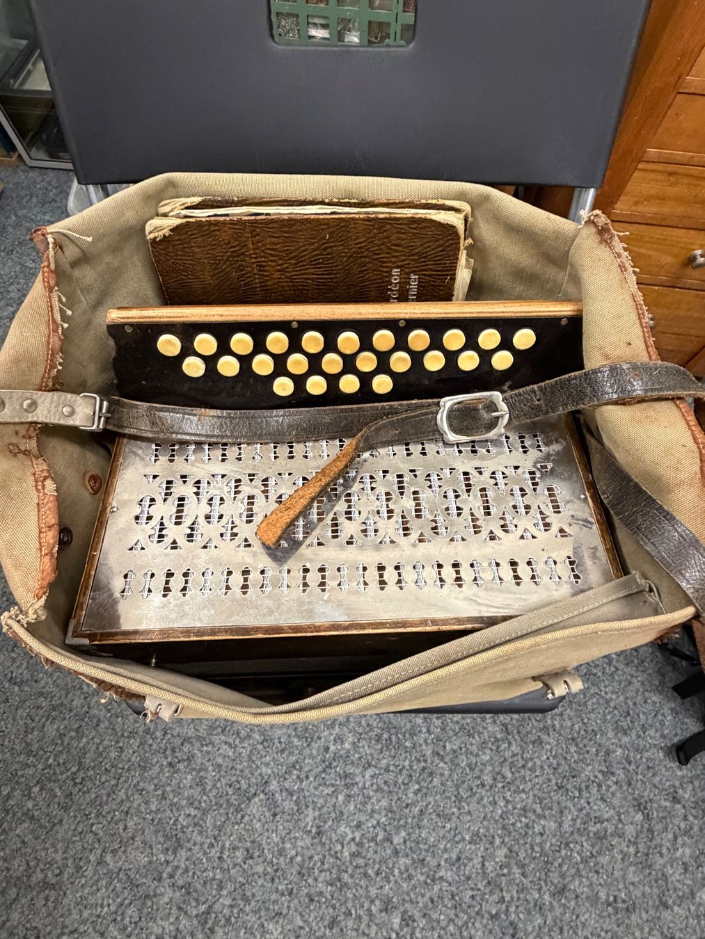 Instruments de musique: Accordéon / Akkordeon – Défectueux à Biel/Bienne par MrP_WatchesBiel