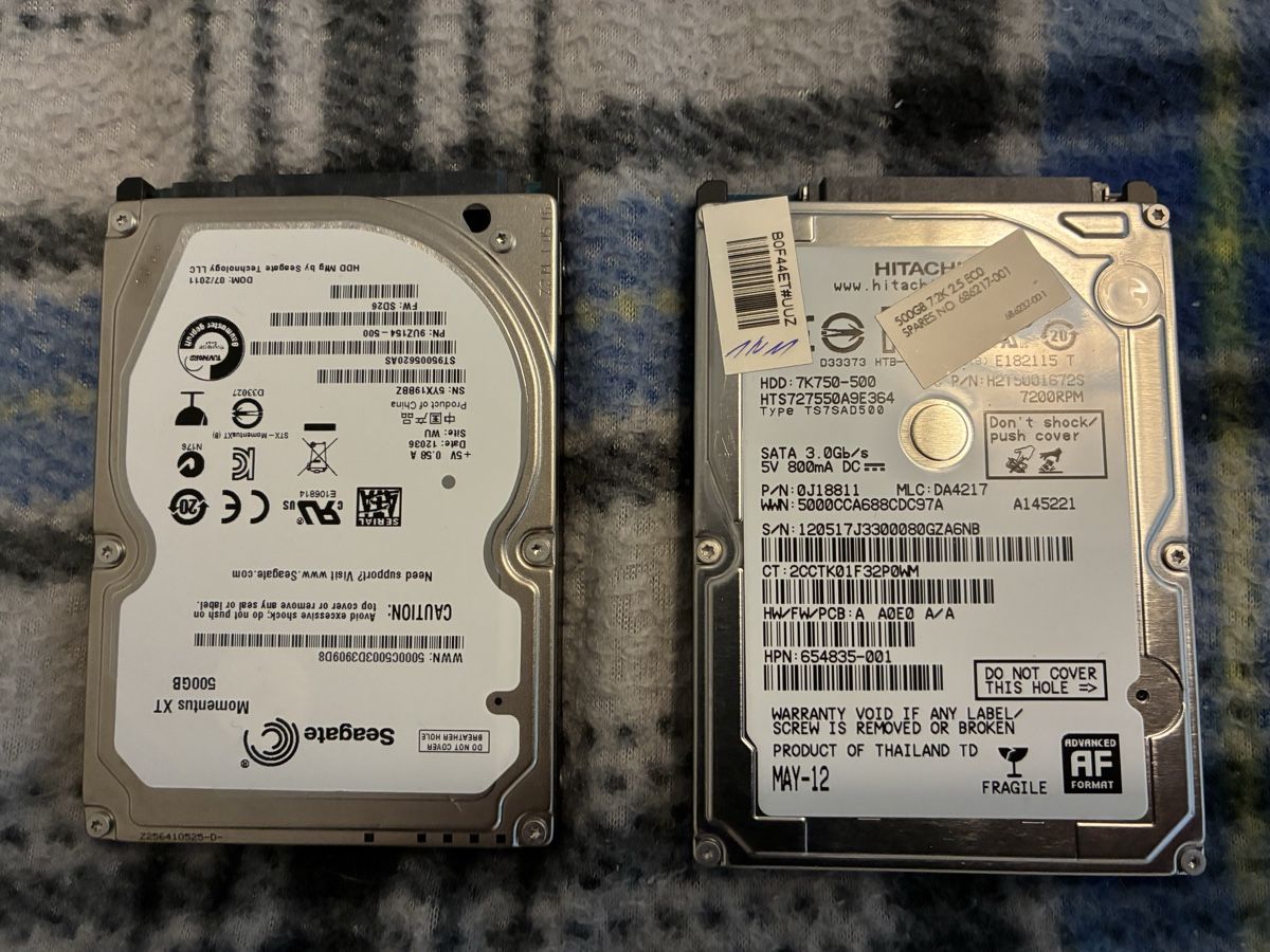 Dischi rigidi: 2 hard disk  2.5  SATA 480Gb – Usato da Bioggio venduto da garderoco