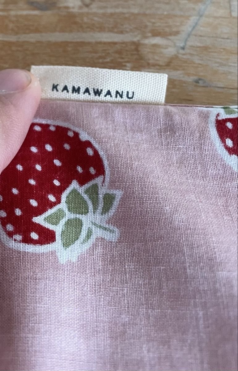 Tissus: Furoshiki Erdbeeren Muster aus Kamawanu – D'occasion à Zürich par joh_89d8 1