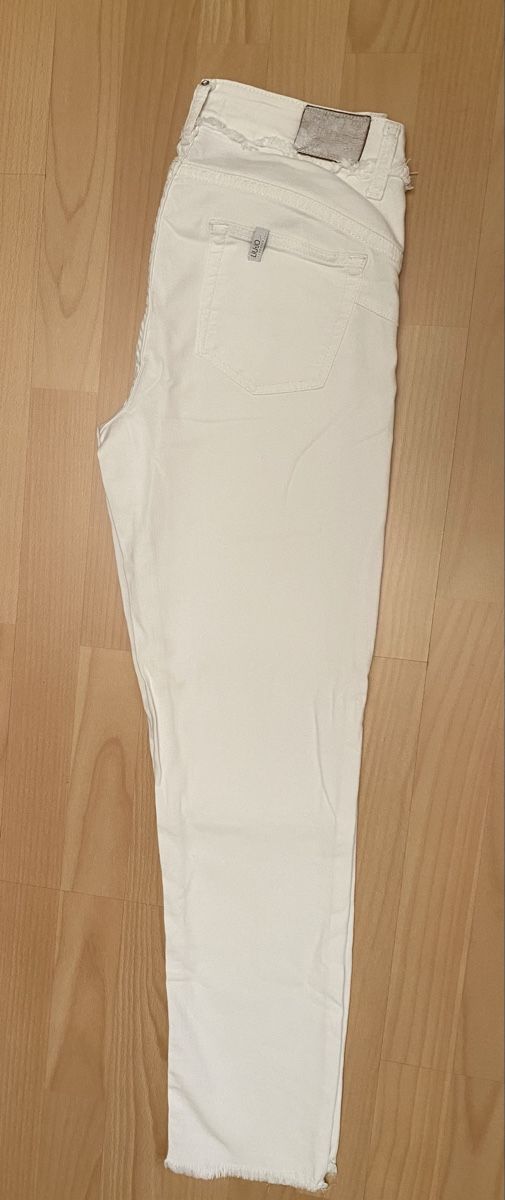 Liu Jo Hosen: HOSE LIU JO – Gebraucht aus Eglisau von Lara0 4