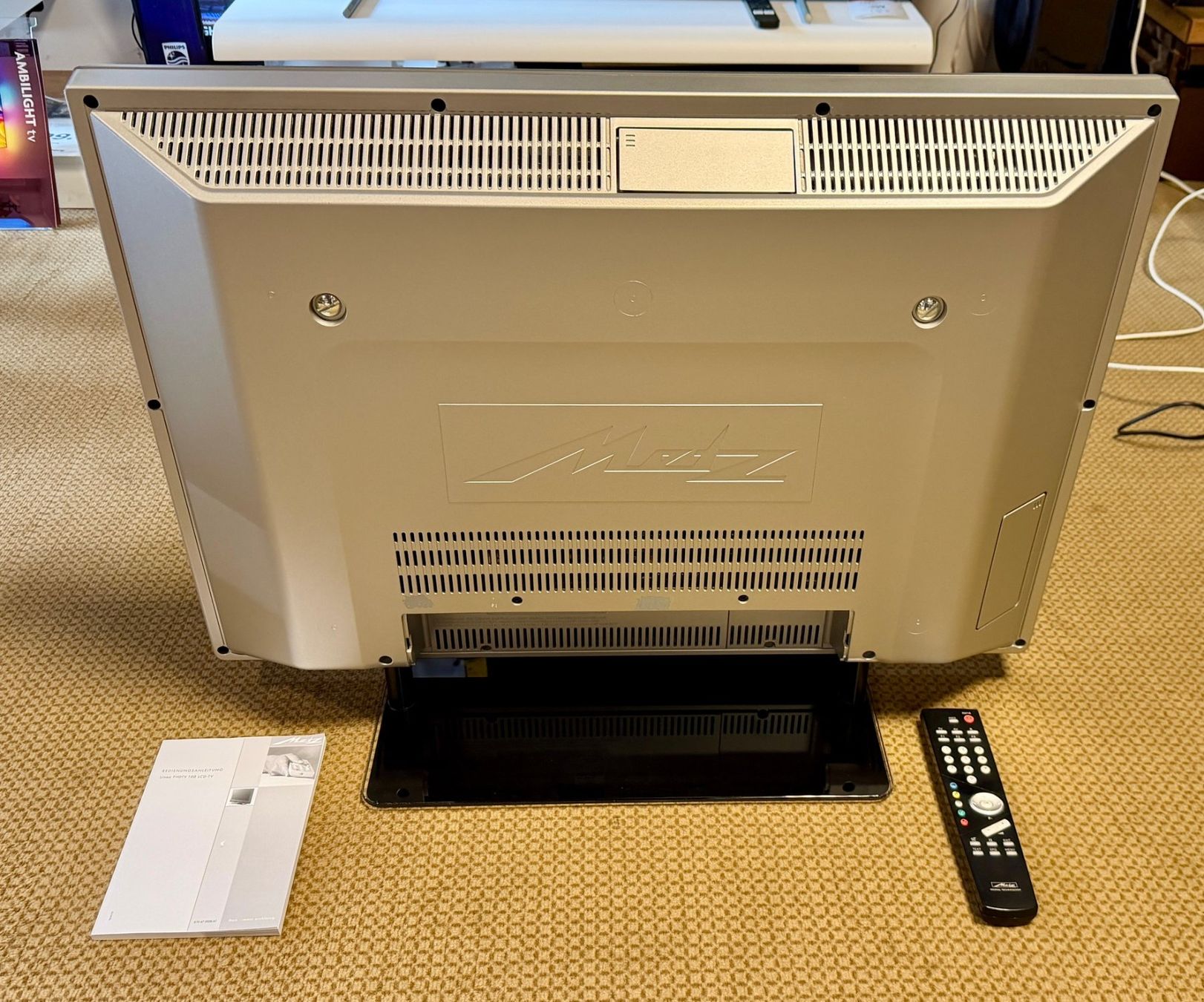 Televisori: Metz-TV in Silber, der Robuste "Line" 32"/80cm – Usato da Kirchberg BE venduto da RadioGerber 2