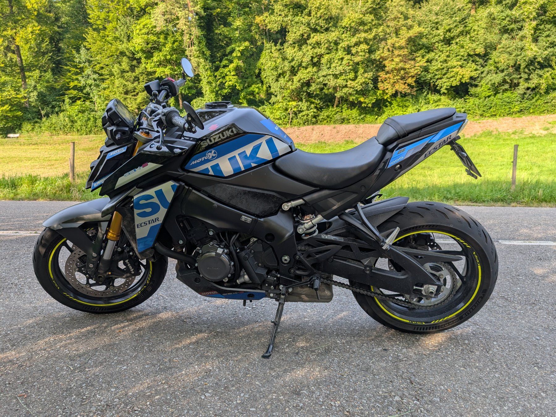 Suzuki Strada: SUZUKI GSX-S 1000 – Usato da Winterthur venduto da Clazuki 1