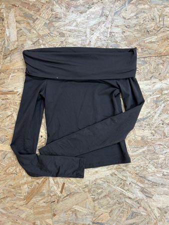 Black off the shoulder long sleeve top Size XS