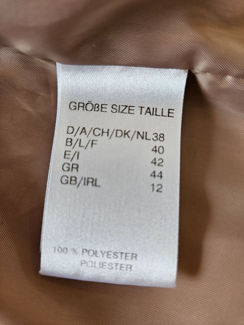 Giacche: Bequeme Jacke Blazer Grösse 38 Beige Leopardmuster – Usato da Gossau ZH venduto da fashiontwo 5
