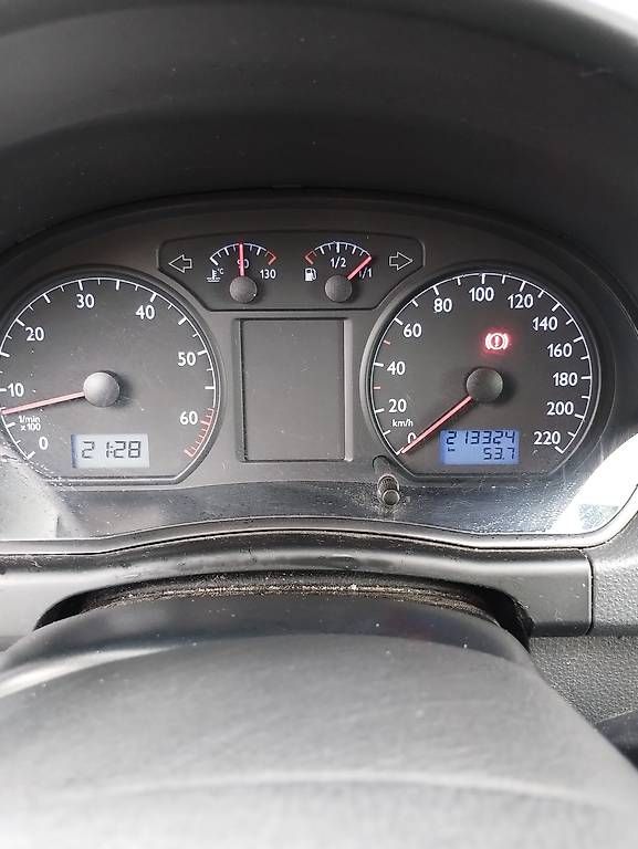 VW Automobili: VW Polo 1.2 Benzin – Usato da Rotkreuz venduto da SamuelH98 2