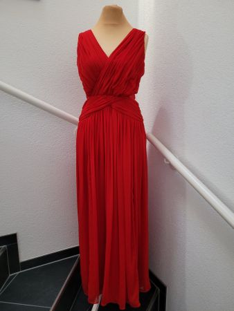 Abendkleid aus Chiffon in rot, 38
