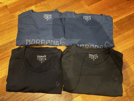 4 Norrona Shirts Merino Mix Grösse M blau schwarz