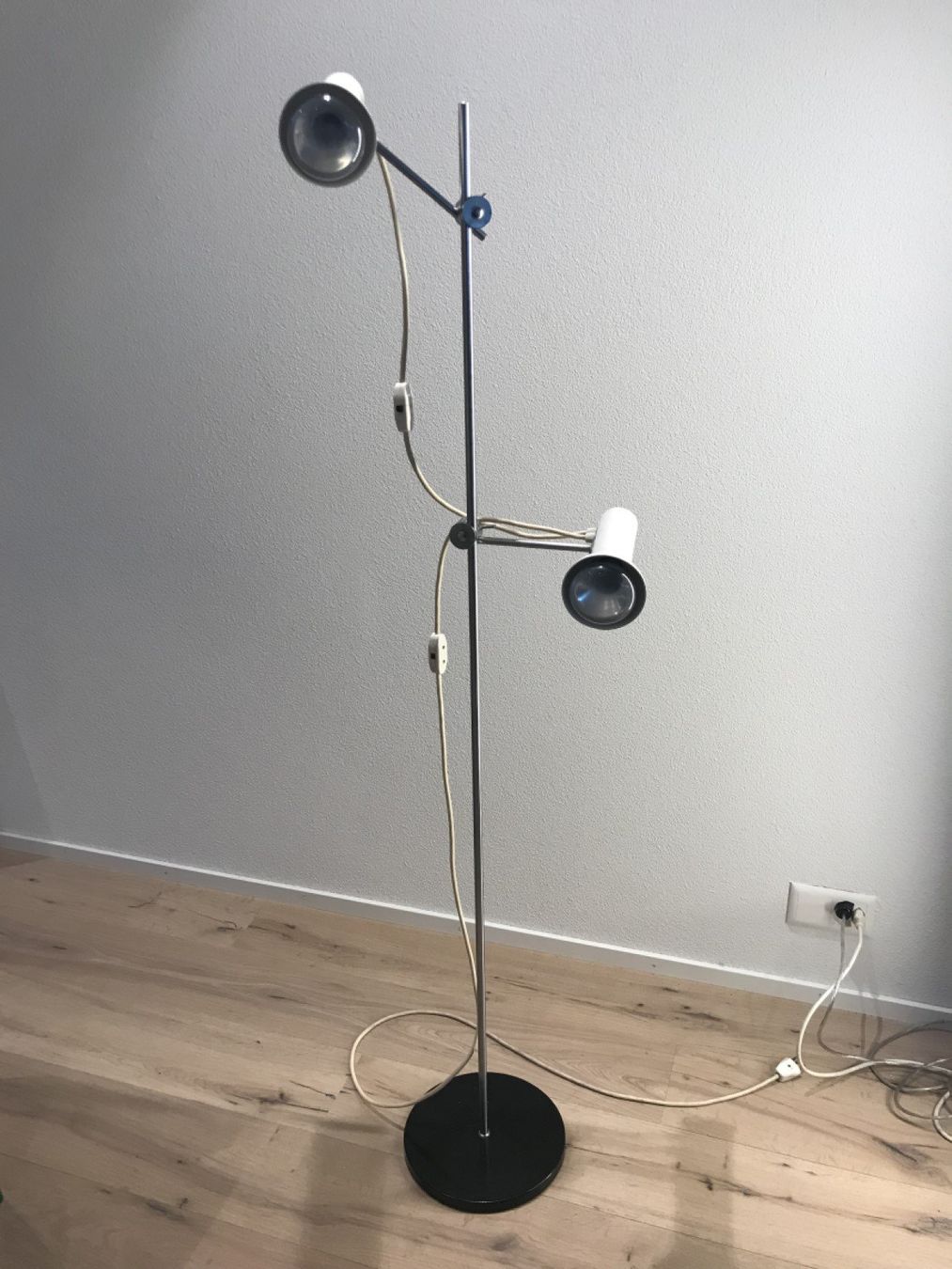 Lampen: Extrem seltene Schweizer 2er Spot Stehleuchte 60er Jahre – Gebraucht aus Gersau von pd-design-and-art 1