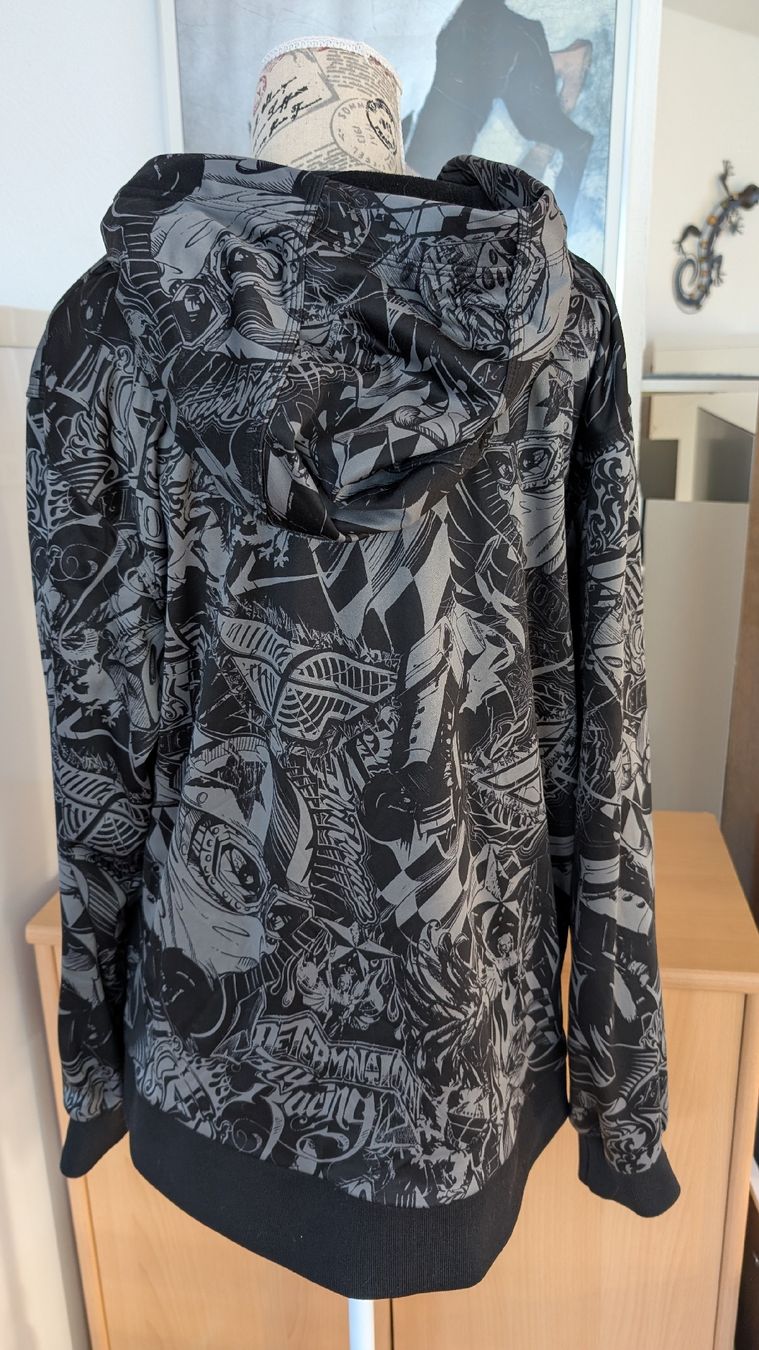 Jacken: Jacke mit Kapuze Gr. M - Victory – Gebraucht aus Untervaz von Lyraia 2