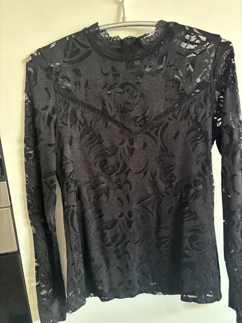 Camicette: Bluse mit Spitzen, Grösse S – Usato da schmerikon venduto da nicole091 1