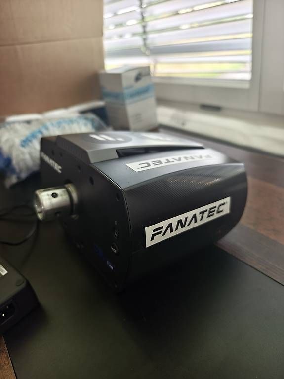 Fanatec Controller: Fanatec CSL Elite Wheel Base (PS4 / PS5 / PC) – Usato da Rekingen AG venduto da BruBor 3