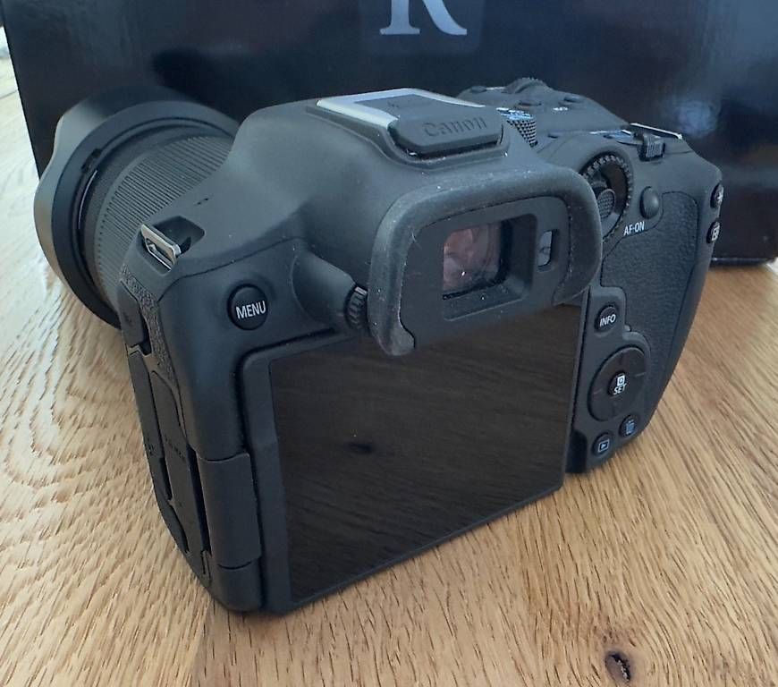 Canon Fotocamera: Canon EOS R7 Kit mit 18-150 mm – Usato da Kaiseraugst venduto da Kinghomer 2