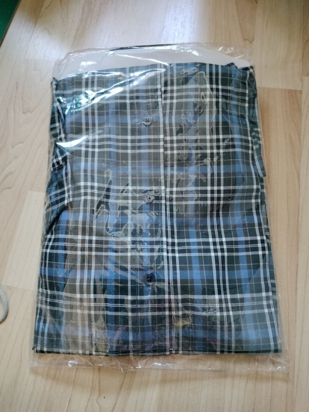 Camicie: Neues Herrenhemd, Grösse39/ 40, Kariert  – Nuovo e nell'imballaggio originale da Kriens venduto da Miracle49 1