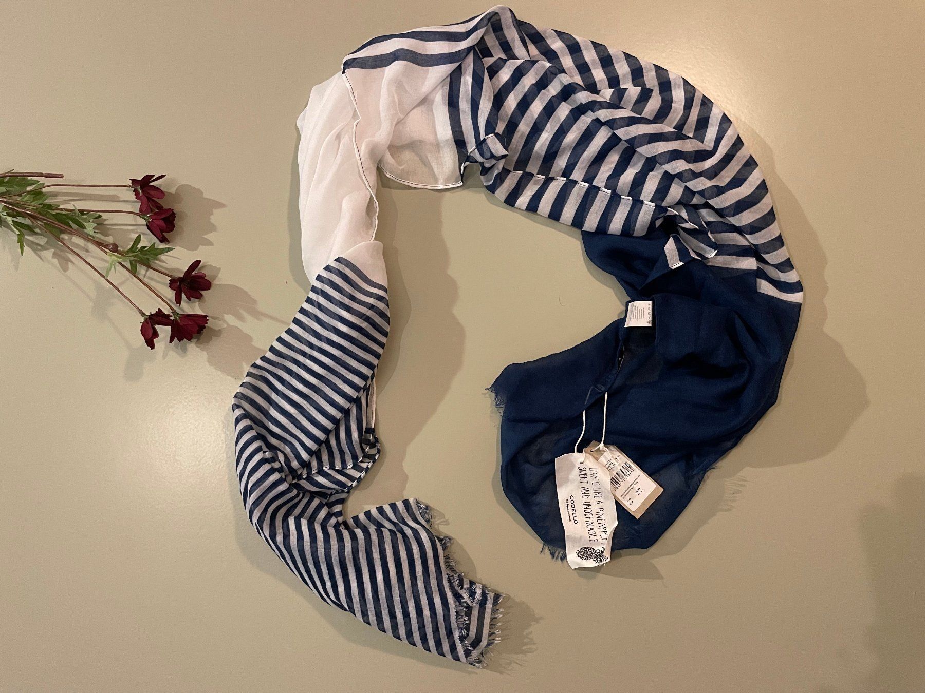 Codello Foulard & Sciarpe: Foulard rayé Codello bleu/blanc neuf | Codello Schal gestrei – Nuovo (secondo la descrizione) da Zürich venduto da AnnaSa 5
