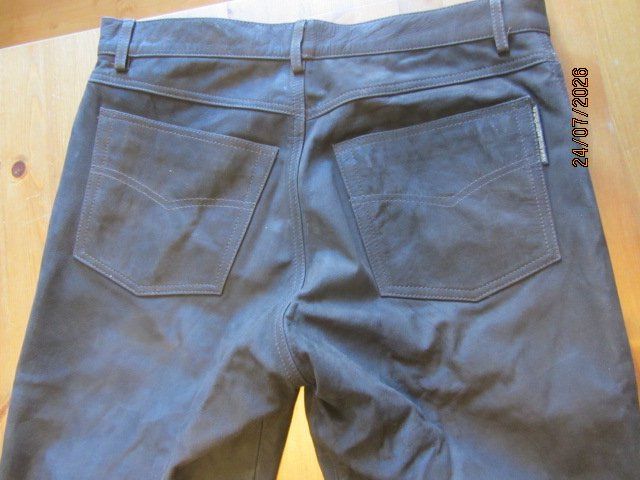 Pantaloni: Lederhose in Jeans-Style – Usato da schönenwerd venduto da kusi027 3