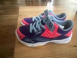 Sport Schuhe grosse 33