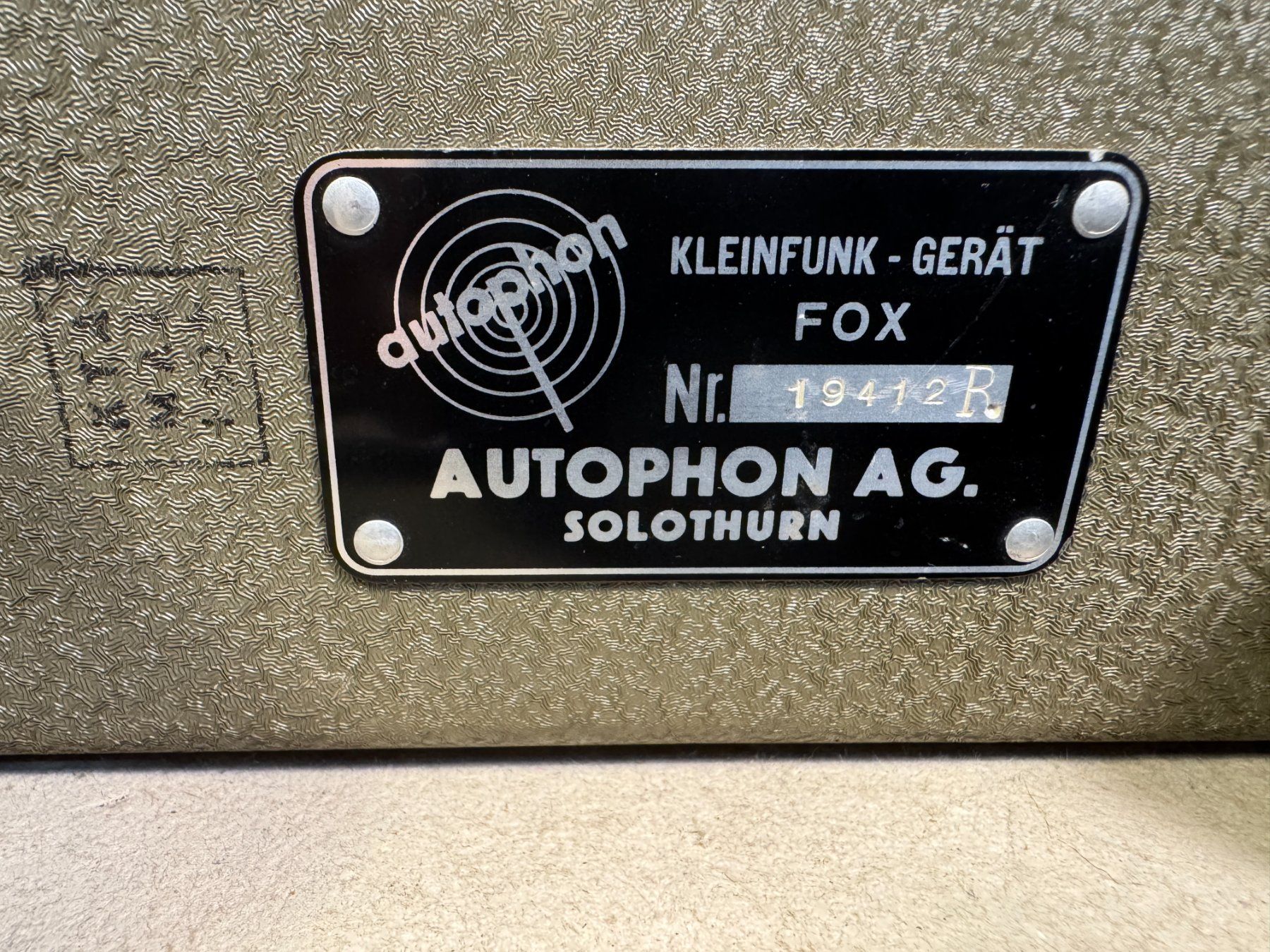 Technique de radiocom: Funkgerät SE-100 Autophon FOX – Défectueux à Ins par Revue-1000 2