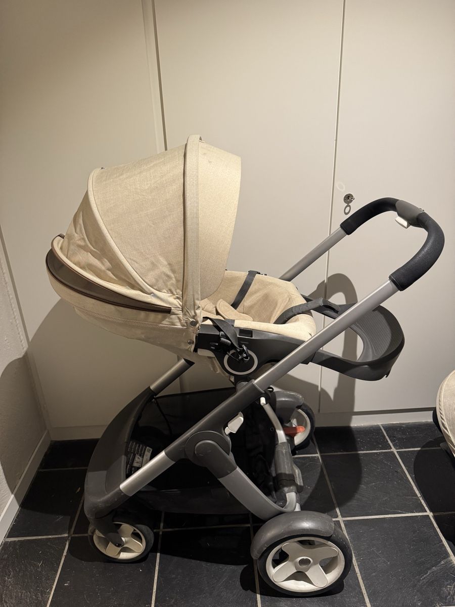Stokke Carrozzine: Stokke Kinderwagen – Usato da Bergdietikon venduto da NathalieC02 2