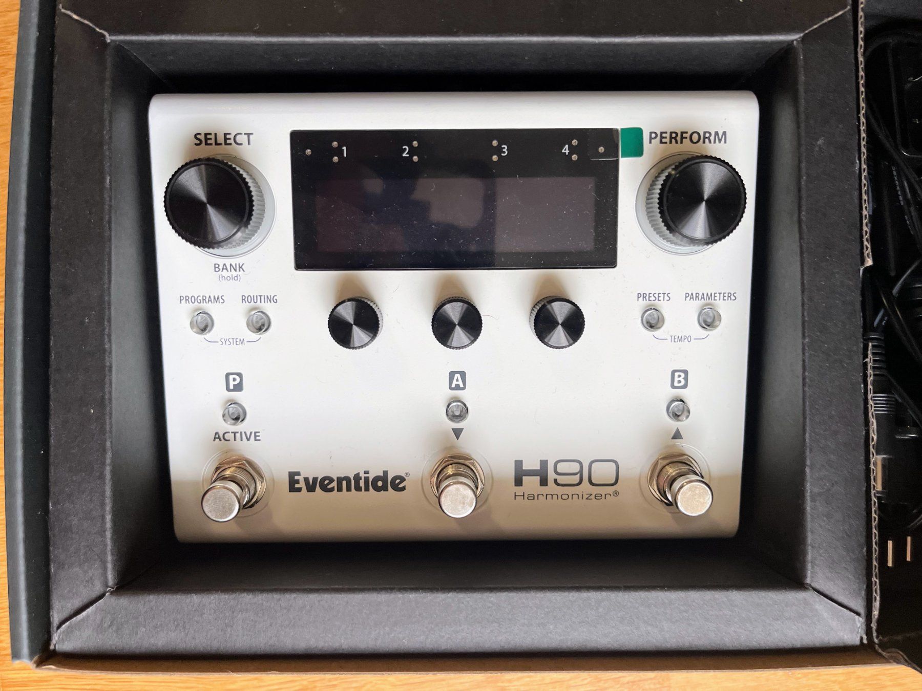 Musikinstrumente: Eventide H90 Harmonizer + Decksaver, Original Verpackung – Gebraucht aus St. Gallen von tsk_025
