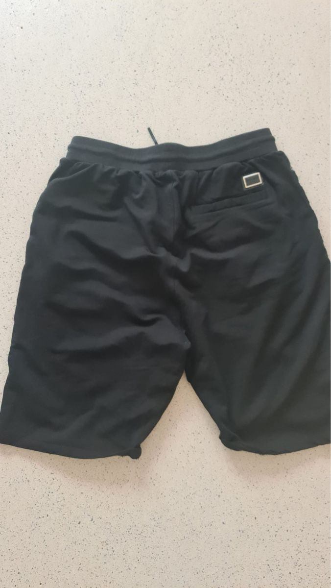 Pantaloni: Antony Morato Shorts – Usato da Zürich venduto da Kawasaki_7 1