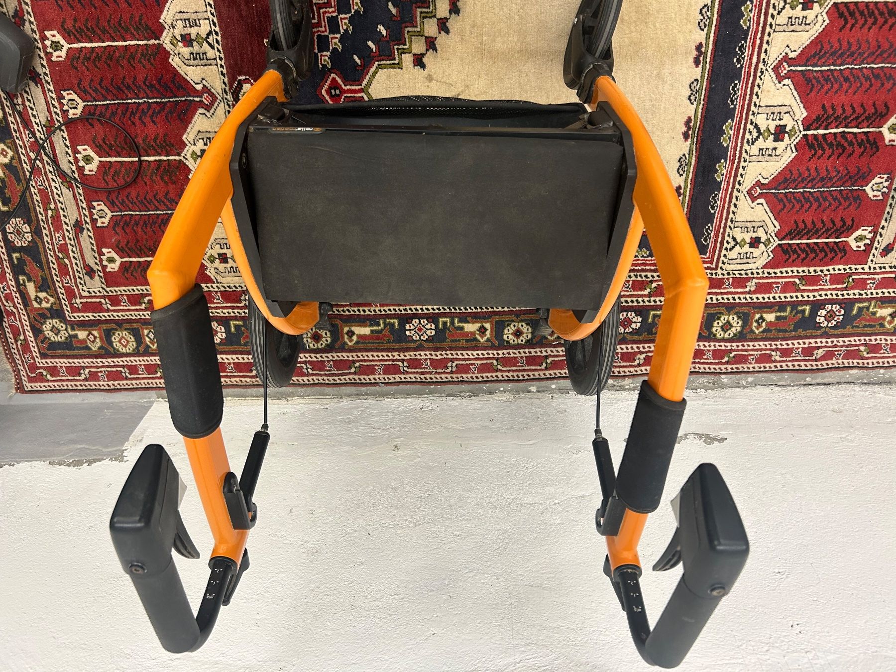 Ausili per la deambulazione: Rollator / Gehhilfe Bimeda zusammenklappbar – Usato da Zürich venduto da Levelart 5