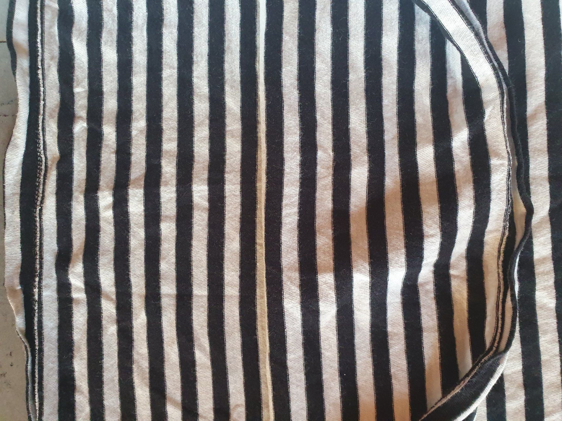 H&M Negligees & Pigiami: Pijama Top – Usato da Moosseedorf venduto da Sonnenschein.. 2