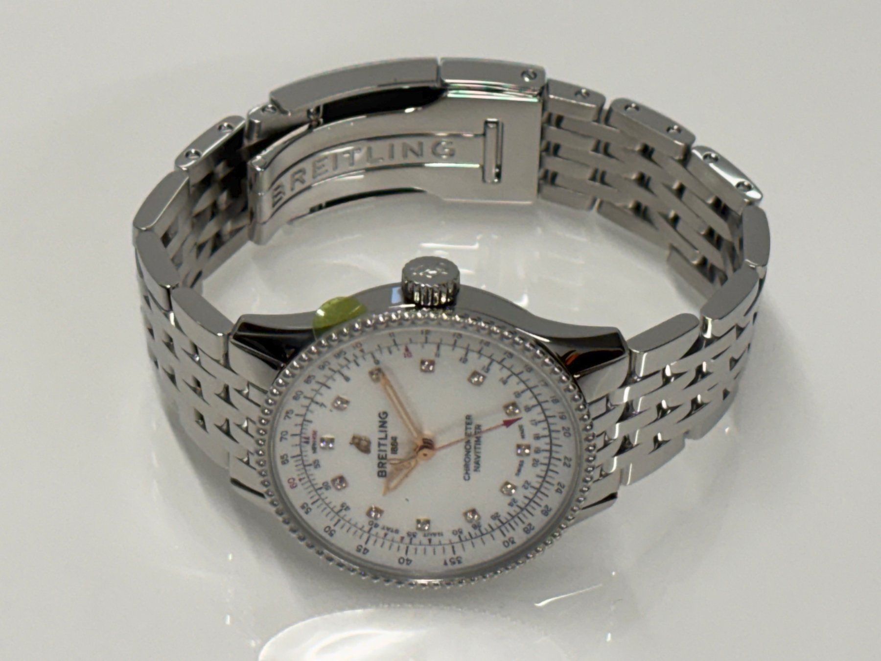 Breitling Montres: Breitling Navitimer Automatic 35 MOP Diamant – D'occasion à Grenchen par chaga1234 2