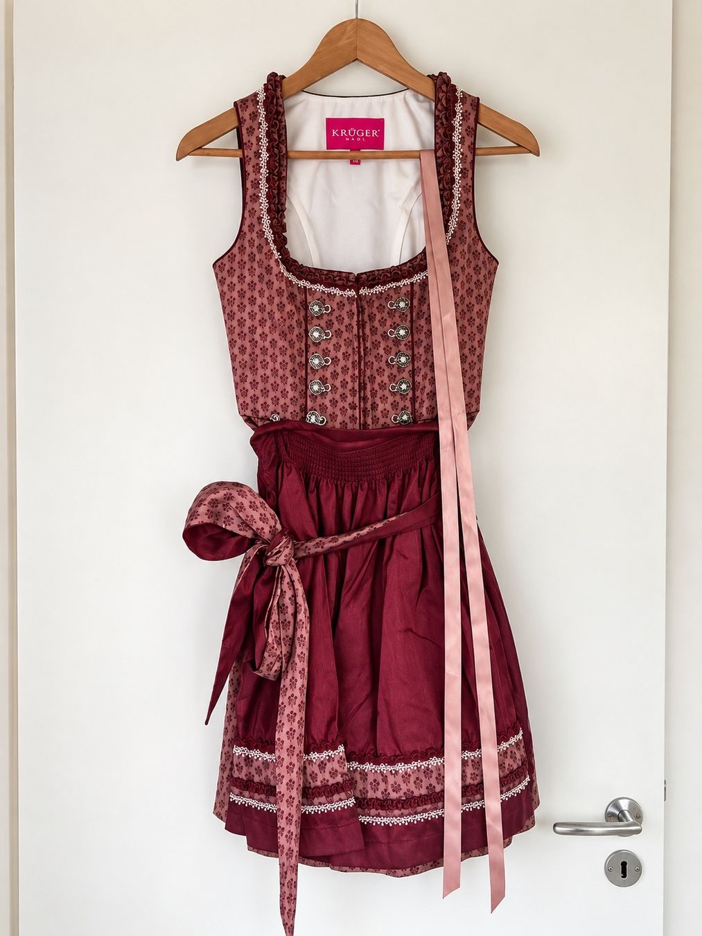 Krüger Vestiti: Krüger Dirndl mit Bluse – Usato da Zürich venduto da Alessia_11