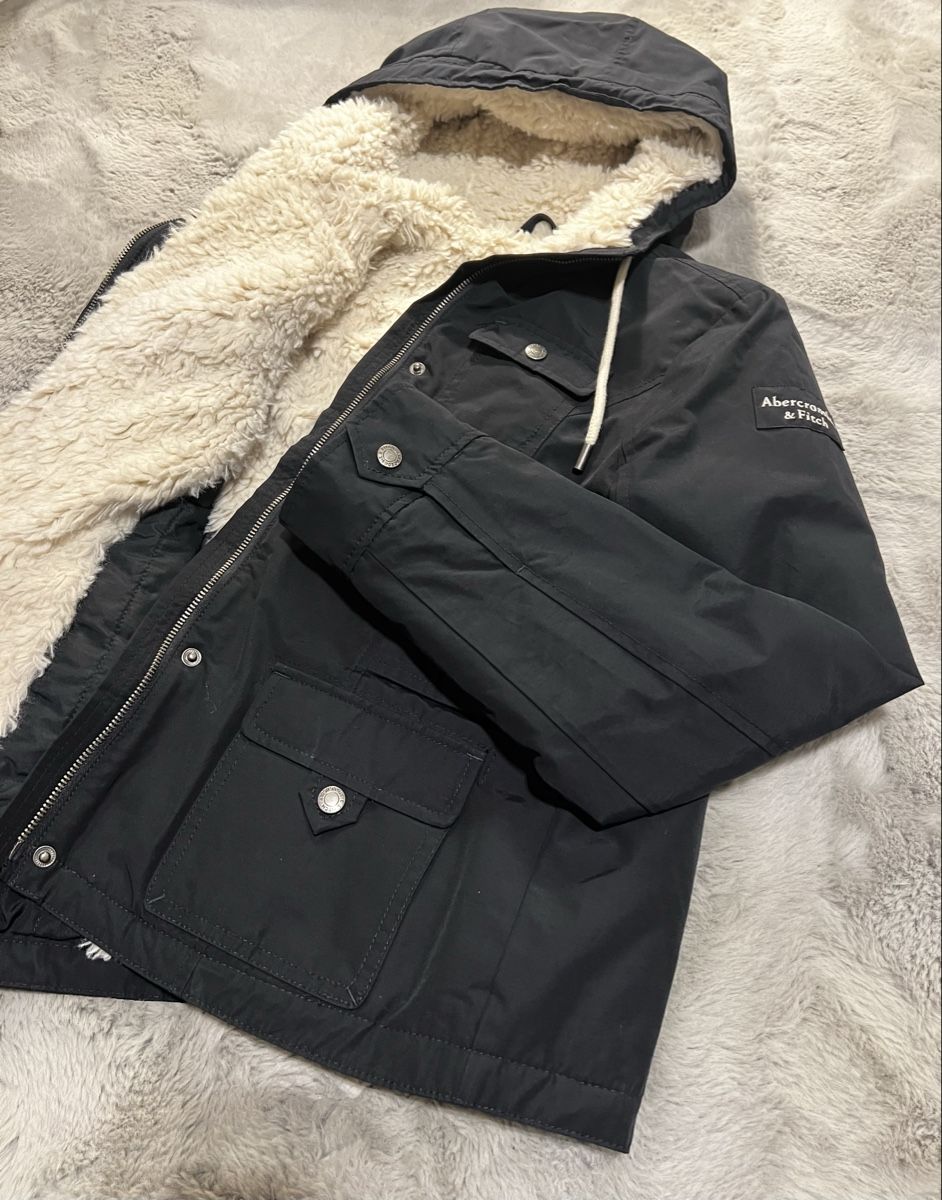 Abercrombie Giacche: Abercrombie & Fitch Jacke – Usato da Muotathal venduto da lil_pq5n 2