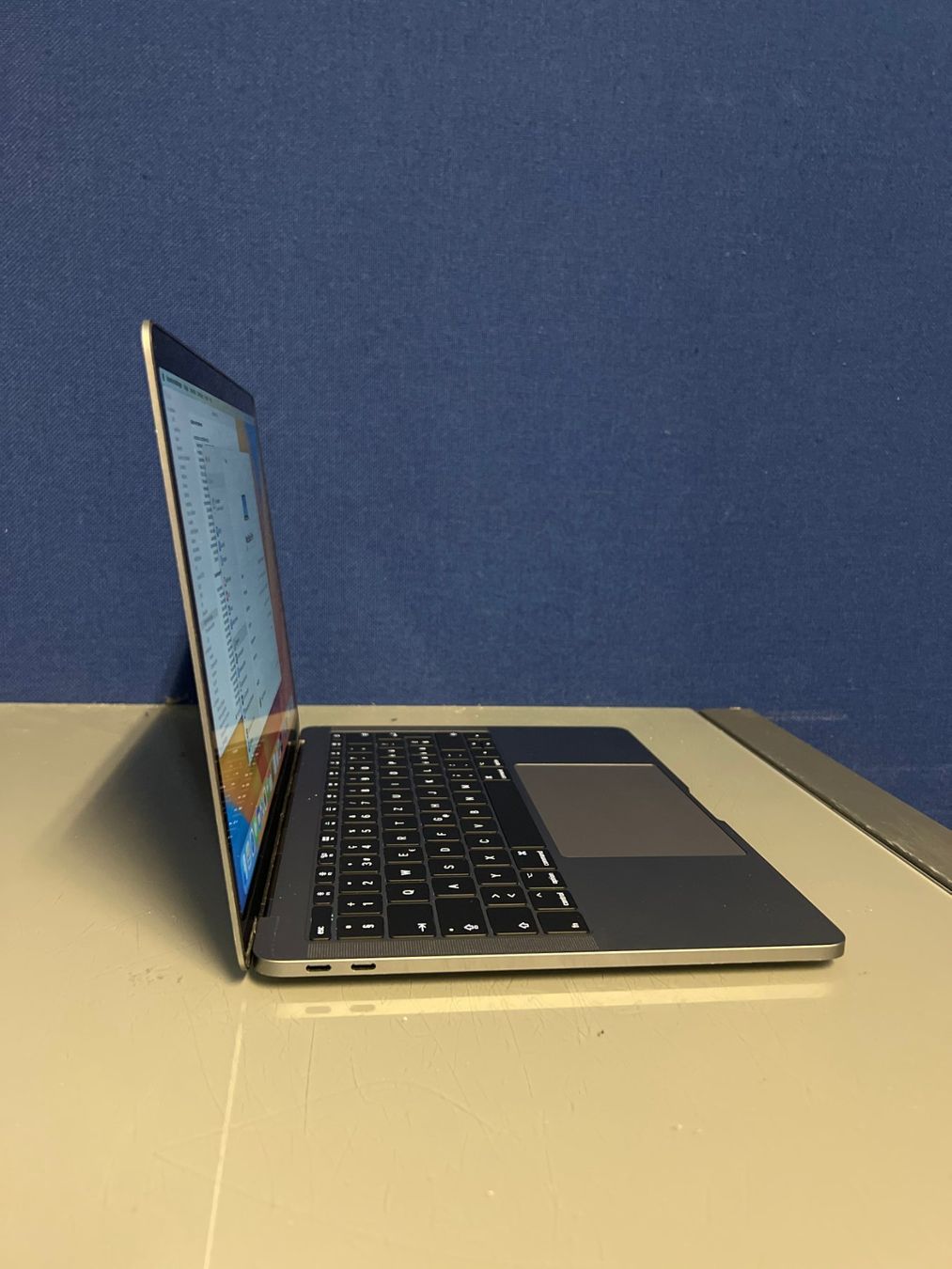 Apple Notebook: MacBook Pro 13" 2017 Grey , Core i5, 8 GB Ram & 128GB #08 – Usato da Dietikon venduto da speedkauf 1