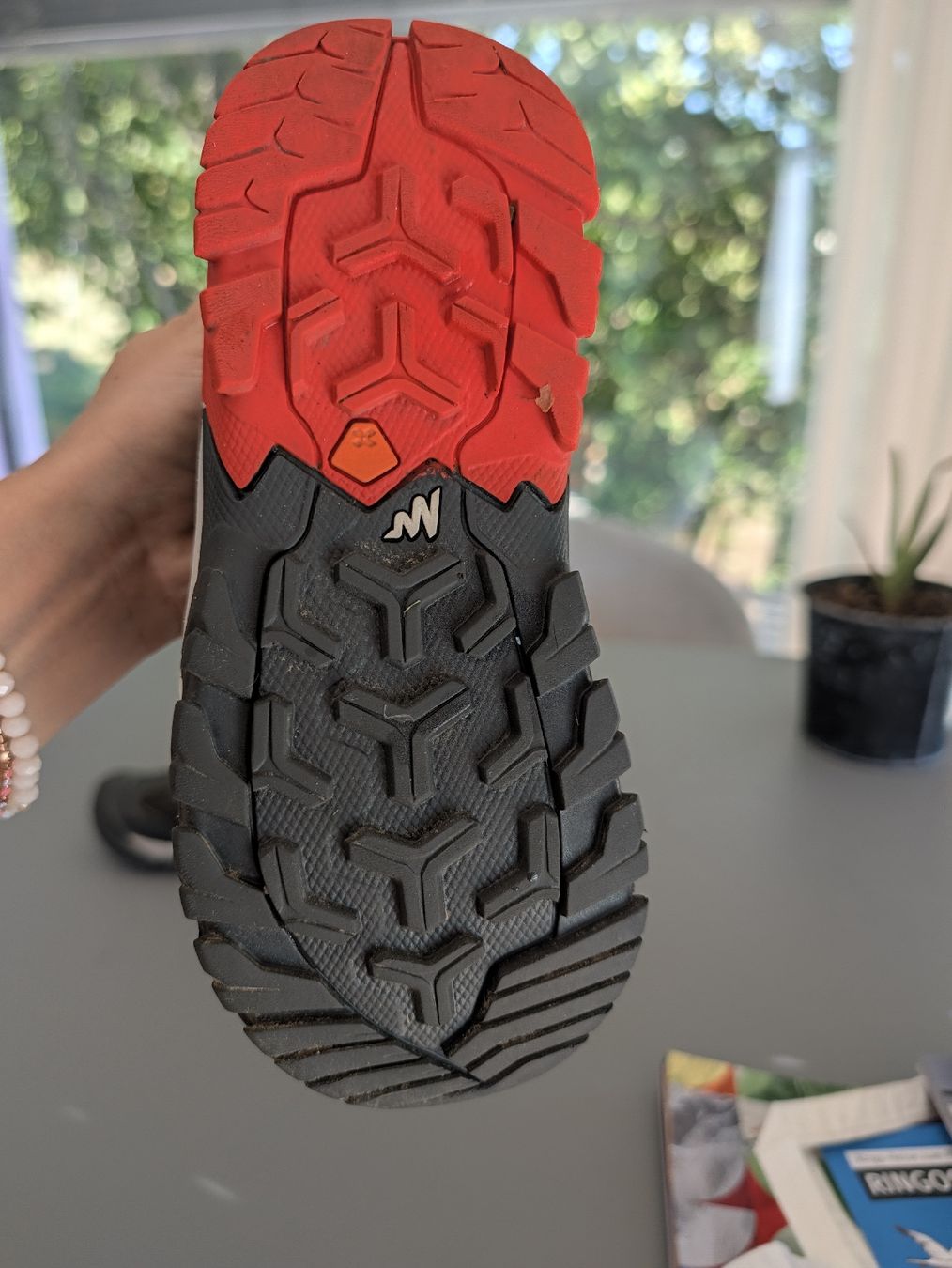 Decathlon Scarpe per ragazzi: Quechua Wanderschuhe Crossrock, wasserdicht  – Usato da Winterthur venduto da nat_97vc 1